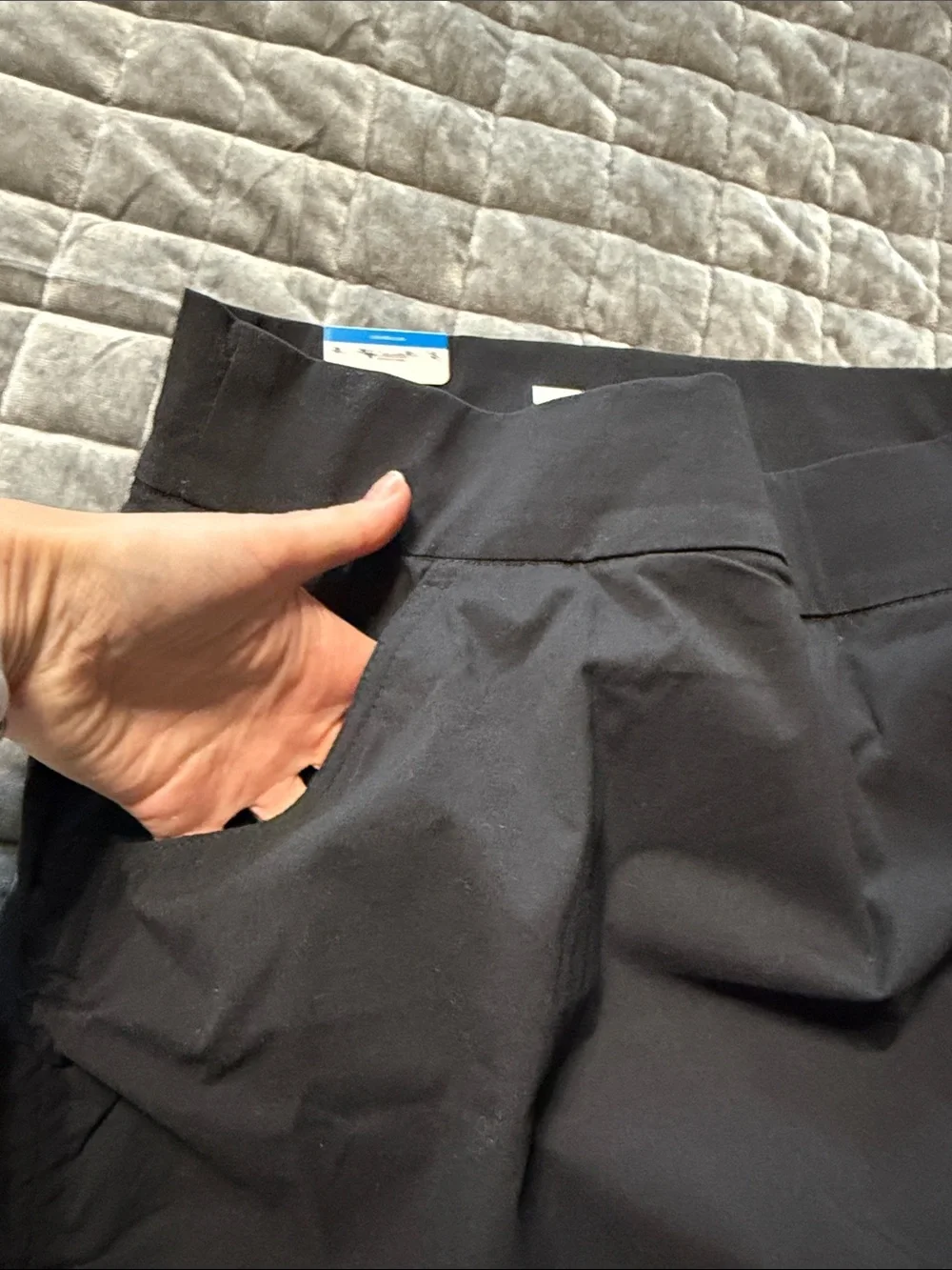 Columbia Black Athletic Skort with Red Size Tabs - Picture 6 of 9